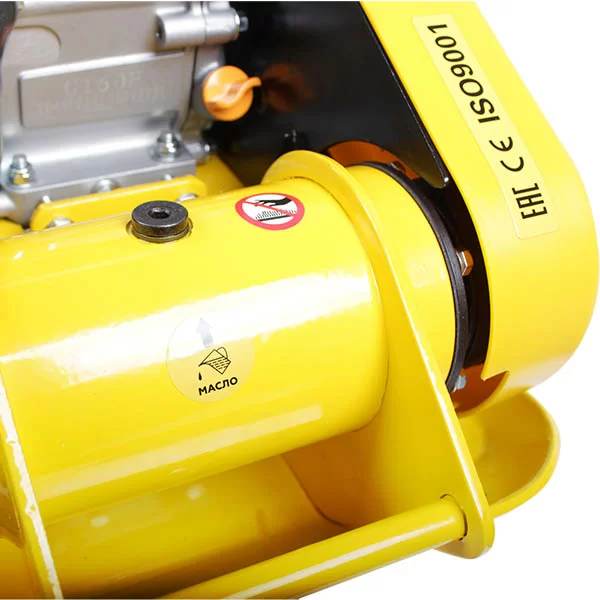 Виброплита бензиновая Champion PC6337F №1