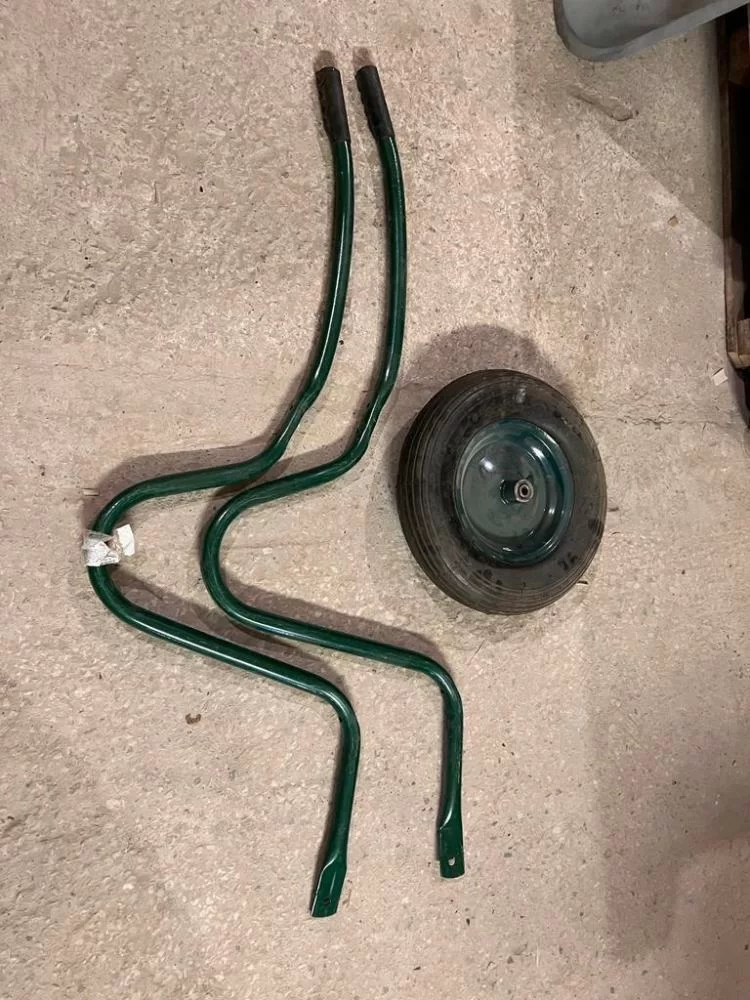 Тачка садовая 85 л (уценка) №1