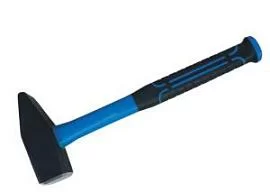 Товар «Молоток слесарный МастерАлмаз 400 гр. с фиберглассовой рукояткой» Фото товара «Молоток слесарный МастерАлмаз 400 гр. с фиберглассовой рукояткой»