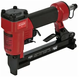 Товар «Пневматический скобозабивной пистолет Elitech (0704.030200)» Фото товара «Пневматический скобозабивной пистолет Elitech (0704.030200)»